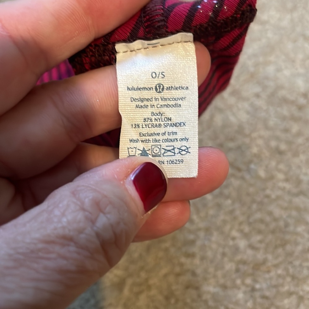 Lulu Lemon fabric stretching striped headband- burgundy - Picture 6 of 8